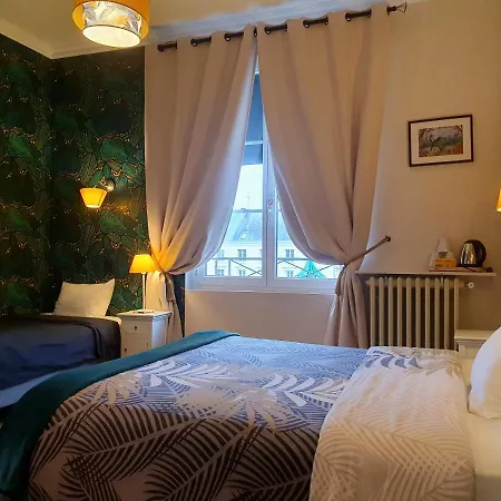 Hotel Mondial 2*