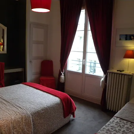 Hotel Mondial 2*