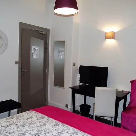 Hotel Mondial Tours
