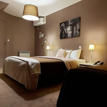 Hotel Mondial 2*